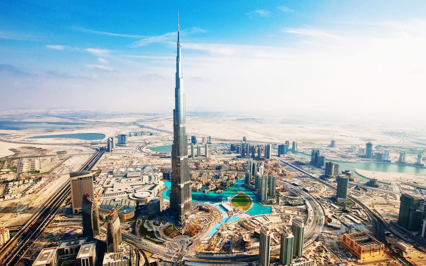 Дубай стає найпопулярнішим туристичним центром світу!