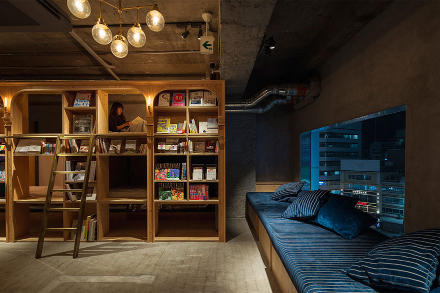 У Токіо відкрився готель, стилізований під книжковий магазин. Дивовижне місце!