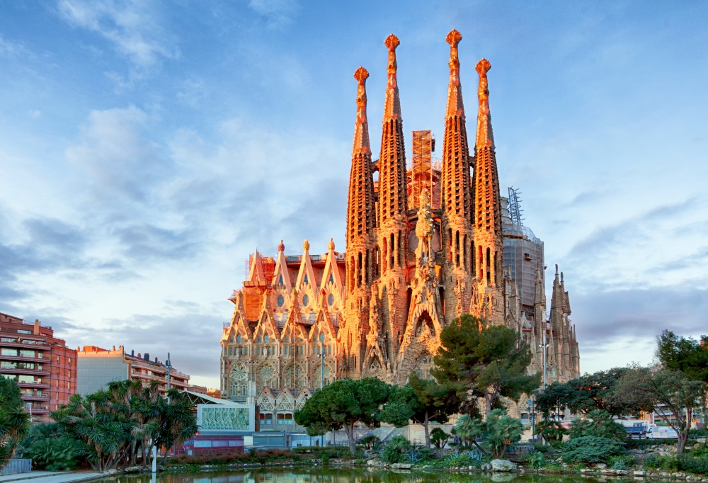 18 яскравих знімків Барселони, доводять, що це найкрасивіше місто в світі