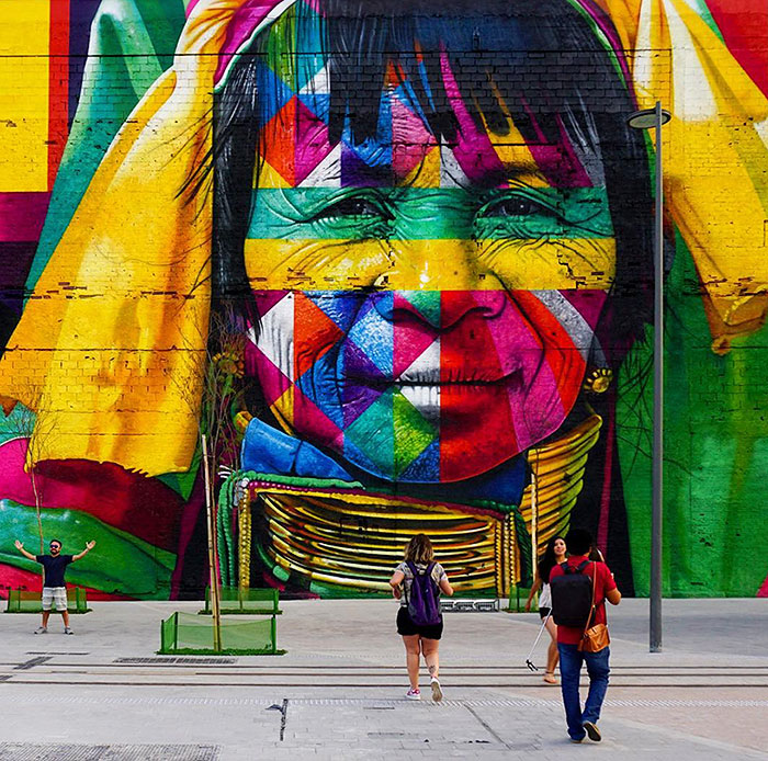Бразильський художник створив найбільший у світі вуличний мурал для Олімпіади