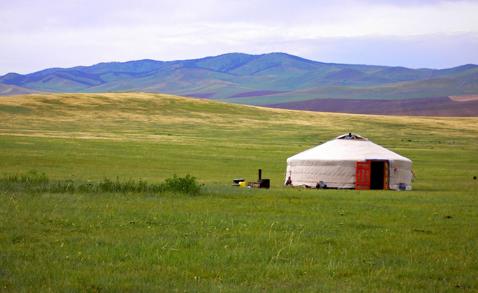 Монголія - курорти, історія, культура, степи, гори, ціни, віза в Монголії
