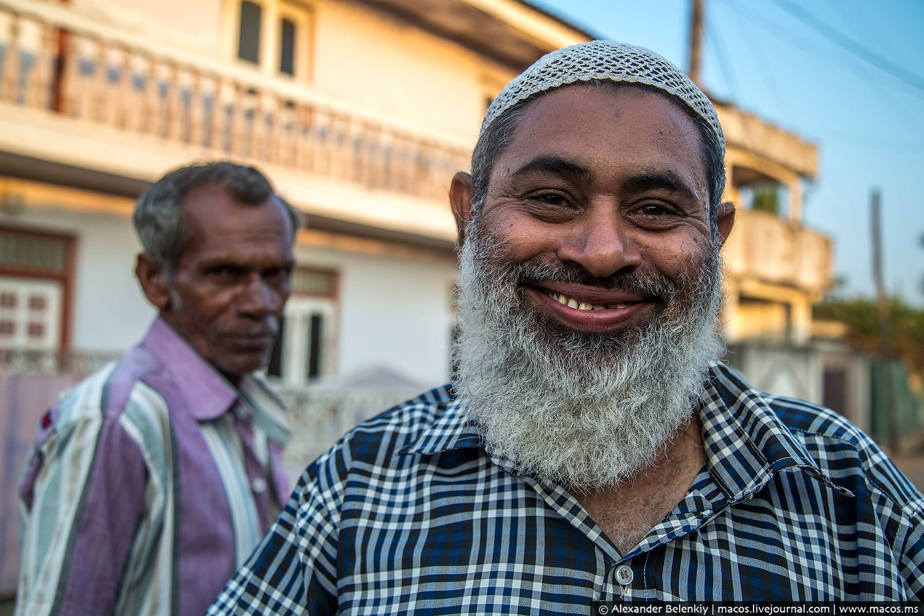 Що ховається за мусульманською посмішкою?