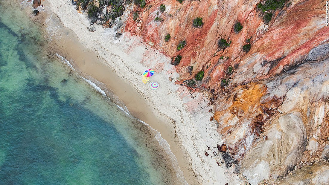 15 запаморочливих пляжів, на яких ти захочеш виявитися прямо зараз