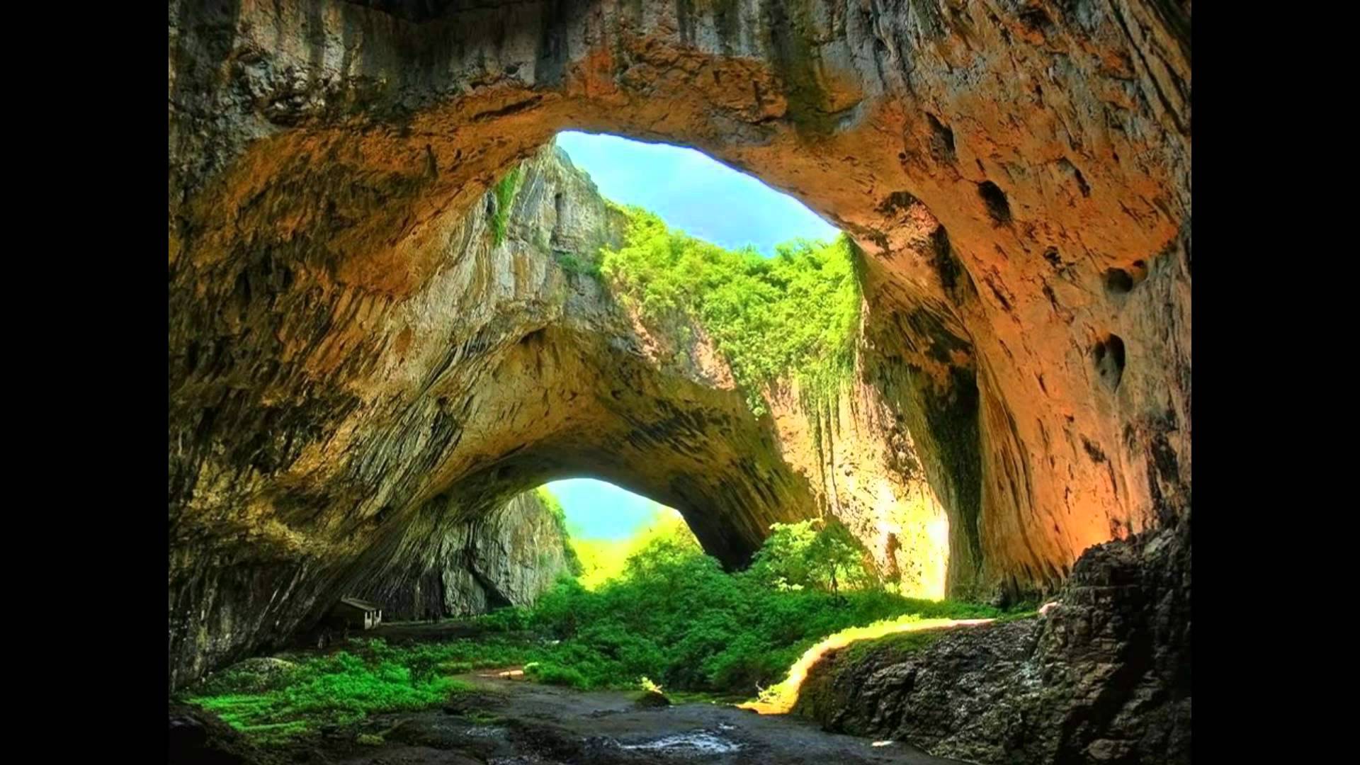 Big mother nature cave. Пещера Деветашка Болгария. Пещера Деветаки. Болгария.. Пещера Шондонг Вьетнам. Пещера Проходна Болгария.